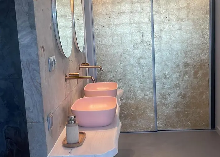 Bluehill Szálloda 4*